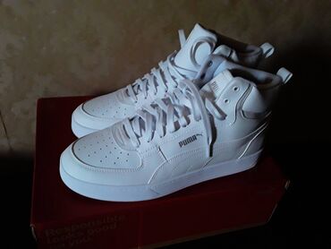 обувь белая: Новые кроссовки Puma Caven 2.0 Silver 44 размер