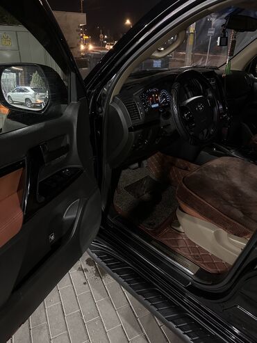 Toyota: Toyota Land Cruiser: 2009 г., 4 л, Автомат, Бензин, Внедорожник — 5