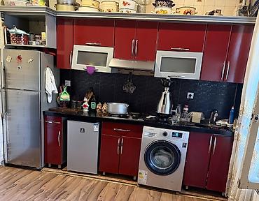 iran qazi: Qırmızı rəngli mətbəx mebel dəsti: uzunluğu 3m30sm eni 60sm - Fasad — 1