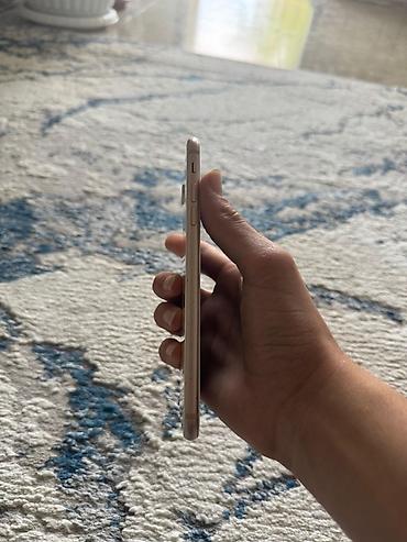iphone 16 2 ci el: IPhone 8 Plus, 64 GB, Qızılı, Barmaq izi — 2