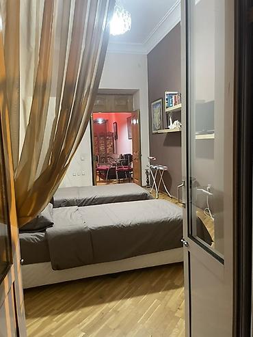 Продажа квартир: Баку, 4 комнаты, Вторичка, 210 м² — 1