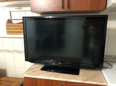 ремонт телевизора: Продаём телевизор обычный LG( НЕ смарт тв, выходы в интернет нет) в
