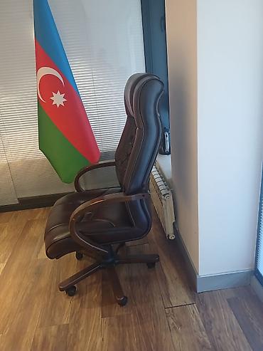 stul tek: İdarəçi/ofis kreslosu – qəhvəyi rəng - Material: yumşaq eko‑dəri — 2