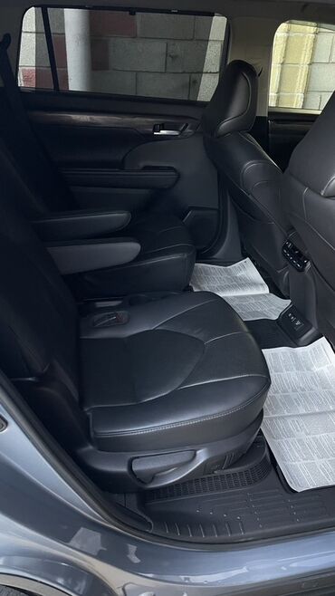 Toyota: Toyota Highlander: 2020 г., 2.5 л, Гибрид, Кроссовер — 12