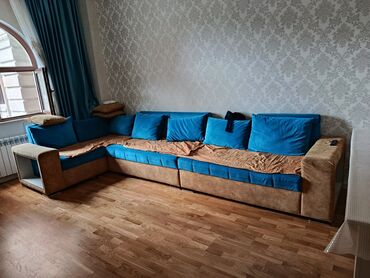 divan uzlukleri: Künc divan, İşlənmiş, Açılmayan, Bazasız, Çatdırılma yoxdur