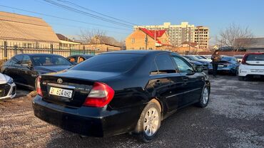 Toyota: Toyota Camry: 2003 г., 2.4 л, Механика, Бензин, Седан