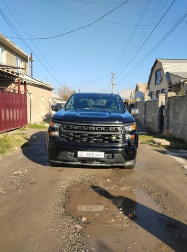 шины разноширокие: Chevrolet Silverado: 2022 г., 2.7 л, Автомат, Бензин, Пикап