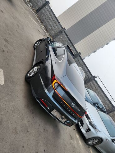 Hyundai: Hyundai Sonata: 2019 г., 2 л, Автомат, Газ, Седан — 3