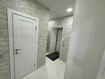 котедж исык куль: 📍 Дордой Плаза ТРЦ 🌆 Бишкек 💰 25 000 сом 🏢 3/5 этаж 🏗 105 серия ✨ — 2