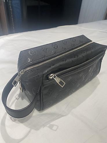 moncler bakı: Louis Vuitton kişilər üçün dəri tualet/aksesuar çantasi Turkiyeden — 1