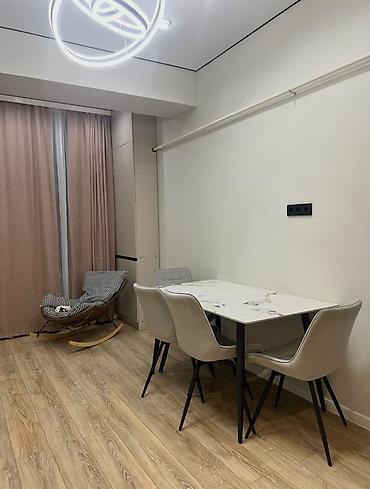 абая 40: 2 комнаты, 44 м², Мадина 4 этаж, Дизайнерский ремонт — 3