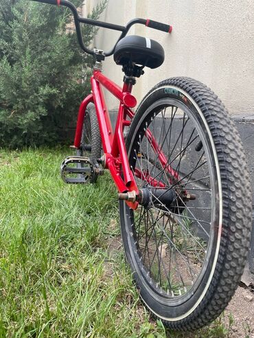 трюковой велосипед: Трюковой велосипед 
состояние отличное 

Велосипед на лето
BMX
Велик