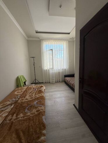 Долгосрочная аренда домов: 300 м², 10 комнат — 23