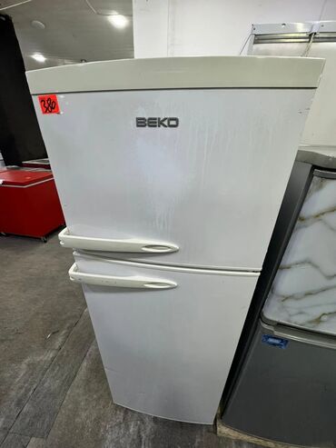 Plitələr və bişirmə panelləri: BEKO iki qapılı soyuducu - Üst bölmə: soyuducu kamerası, gündəlik