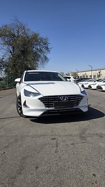 Hyundai Sonata: 2019 г., 2 л, Автомат, Бензин, Седан
