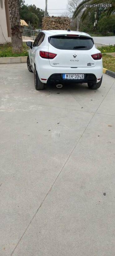 Renault: Renault Clio: 1.5 l | 2016 year 181500 km. Hatchback at lalafo.gr Renault: Renault Clio: 1.5 l | 2016 year 181500 km. Hatchback