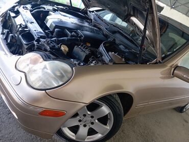 disk teker 16: Mercedes-Benz 240: 2.4 l | 2002 il Sedan