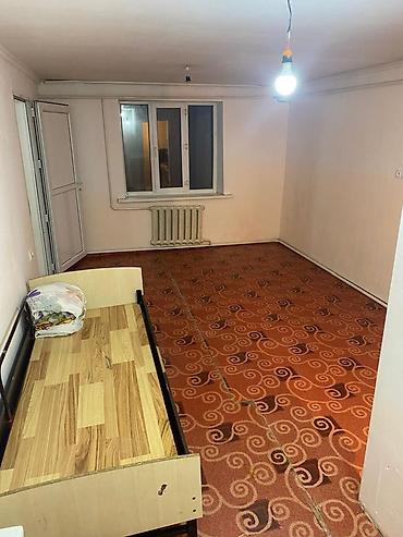 гостиница дом: Сдаётся полдома с отдельным входом, двором! -2 больших комнат (50 квм) — 9