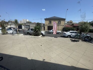 Mağazalar: Hazır biznes satılır! Telefon mağazası çox münasib qiymətə. Arenda — 6