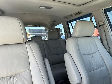 7 местка: Lexus GX (интерьер/салон) - Просторный 7‑местный салон с — 5
