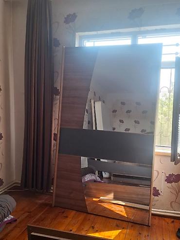 дешевый шкаф купе: Güzgülü sürgülü qapılı qarderob - Material: laminat/LDSP ağac — 1