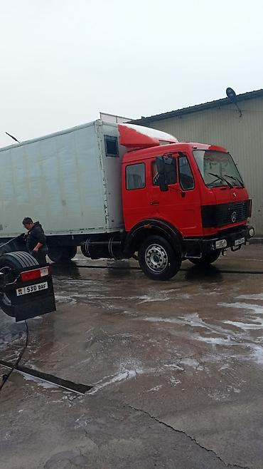 гибкий шнек для погрузки зерна: Mercedes-Benz грузовой фургон (красный, будка) - Марка/модель — 4