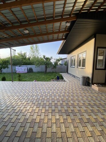 Иссык-Куль 2025: Коттедж, Apart house Karakol Каракол, Детская площадка, Парковка, стоянка, Охраняемая территория — 21