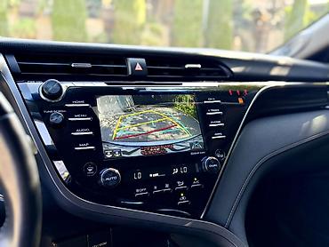 corolla 2018: Toyota Camry: 2018 г., 2.5 л, Вариатор, Гибрид, Седан — 6