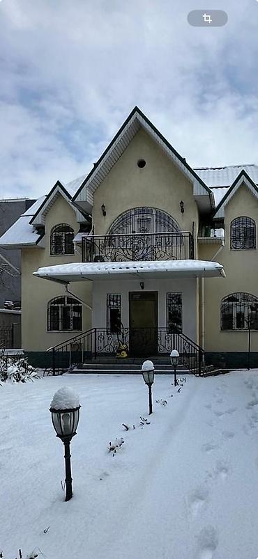 Долгосрочная аренда домов: 175 м², 6 комнат — 2