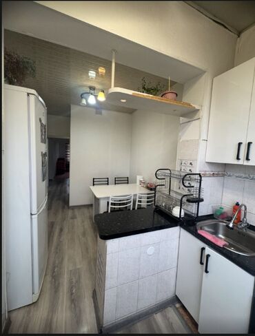 Продажа квартир: 🏙️ Срочно! Продается 3-комнатная квартира в Асанбай мкр! 📐 106 серия |