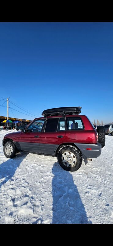 тайота авесис версо: Toyota RAV4: 1998 г., 2 л, Автомат, Бензин, Кроссовер