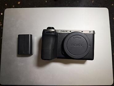 mini radio: Sony α6700 və Tamron 17-70mm F/2.8 Di III-A VC RXD + DJI RS3 Mini — 2