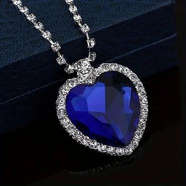 Ogrlice: ✨🌊 Ogrlica Titanik - Crveno Srce! ❤️💎💙 Cena:1200din Zasijajte ovim — 8