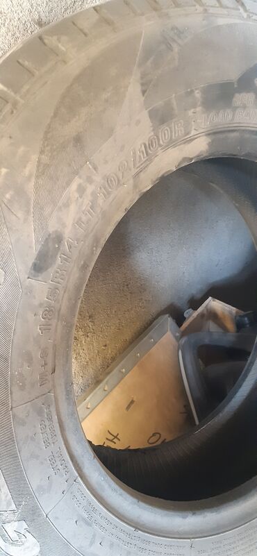 шины r14c: Шина для легкого коммерческого транспорта. Б/У в хорошем состоянии