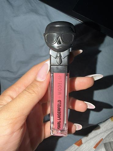 vape mayesi: Karl Lagerfeld + ModelCo maye dodaq boyası 1-2 defe istifade olunub — 1
