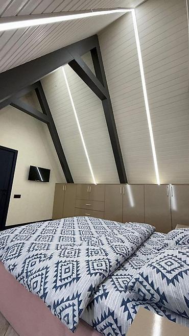 Günlük kirayə evlər: A-Frame tipli müasir bağ evi – hovuzlu - Memarlıq: Üçbucaq formalı — 17