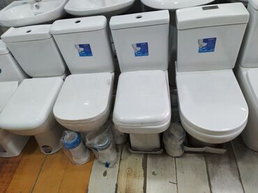 ünitaz: Ağ rəngdə, keramika materialdan hazırlanmış unitaz. Bu unitazlar hamam