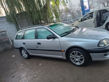 Toyota: Toyota Avensis: 1999 г., 2 л, Механика, Дизель, Универсал