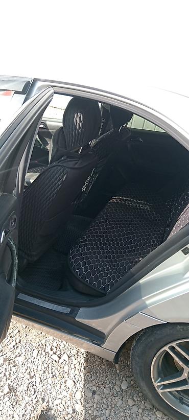 Mercedes-Benz C-Class: 2004 г., 2 л, Автомат, Газ, Седан