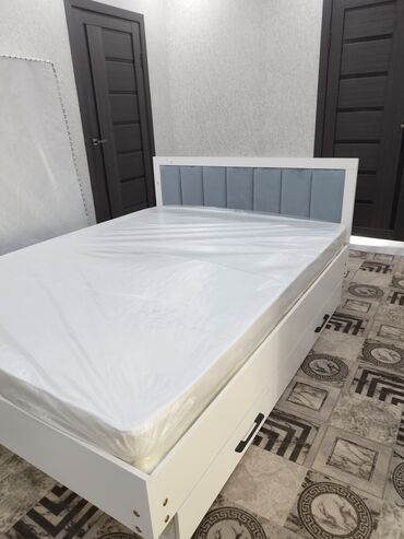 Двуспальные кровати: Двуспальная кровать, С ящиком для хранения, длина - 200 см — 9