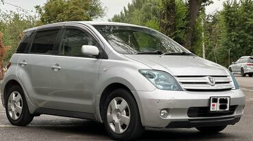 Toyota: Toyota ist: 2003 г., 1.5 л, Автомат, Бензин, Хэтчбэк at lalafo.kg Toyota: Toyota ist: 2003 г., 1.5 л, Автомат, Бензин, Хэтчбэк