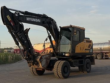 Экскаватор, Hyundai, Колесный