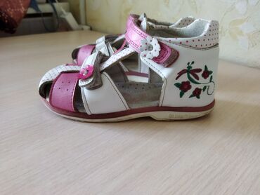 Детская обувь: Сандалии на лето. Размер 26

Фирма Tom miki