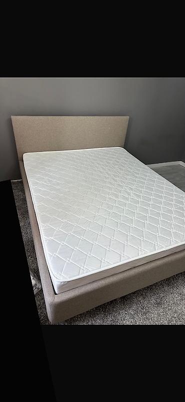двухспальный кровать: 🛏️ СРОЧНО ПРОДАЁТСЯ КРОВАТЬ С МАТРАСОМ! 📏 Размер: 160 × 200 см 🇷🇺 — 3