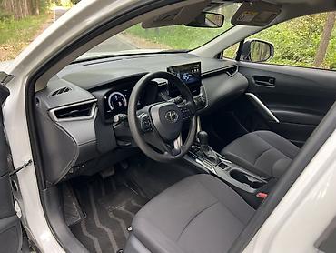 changan 2025: Toyota Corolla Cross: 2024 г., 2 л, Вариатор, Бензин, Кроссовер — 7