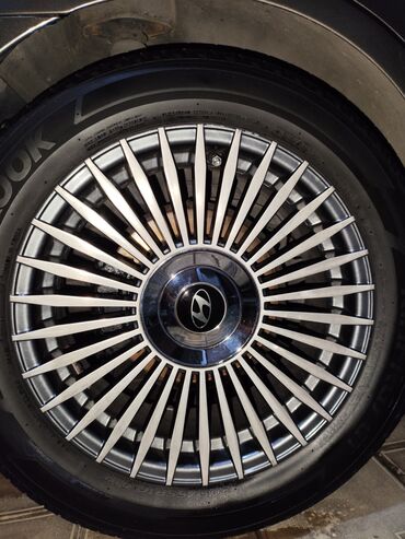Б/у Колесо Hyundai 205 / 55 / R 16, 4 Болтов