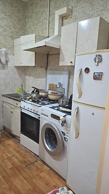 Mənzillər: 2 otaqlı mənzil – tam əşyalı - Plan: uzun dəhlizli, ayrılmış yataq — 4