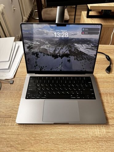 macbook pro 13 core i5: Ноутбук, Apple, 16 ГБ ОЭТ, Apple M2 Pro, Колдонулган, эс тутум SSD
