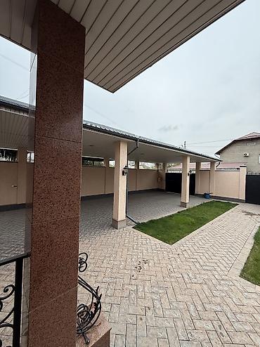Продажа коттеджей и домов: 🔥Срочно продается дом в районе церкви 🔥 🏡 Общая площадь: 236 м² 🌿 — 5