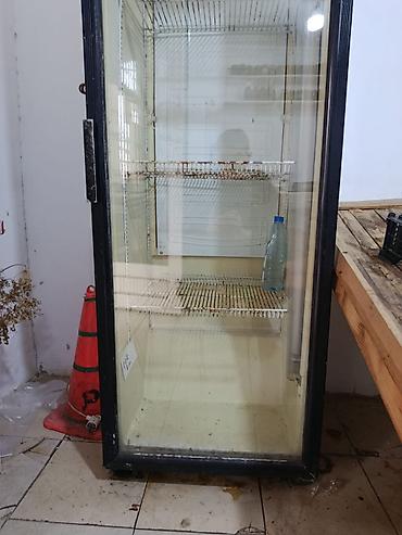 soyuducular satisi: Vitrin soyuducu işlək vəziyyətdə di təcili Satılır 450 m Ünvan — 2